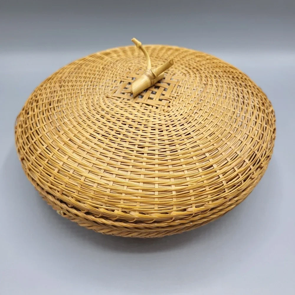 Vintage Woven Bamboo Basket Lid Round Handcrafted Decorative Tan Brown READ